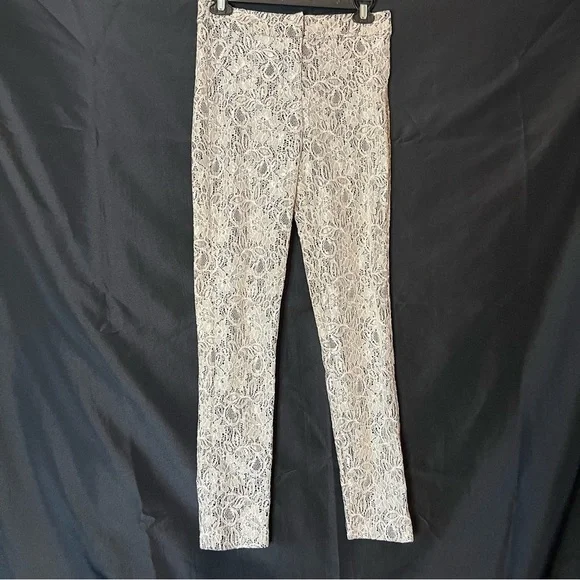 Forever 21 lace overlay pants SZ S - Picture 2 of 6